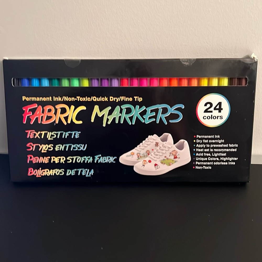 Fabric markers permanent for clothes 24 colors fabric pens.